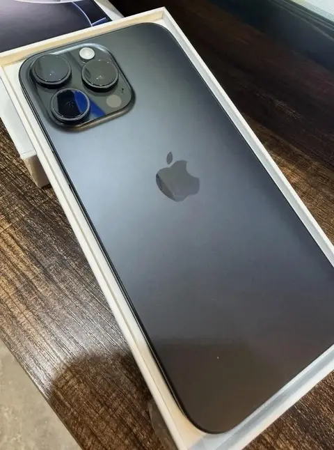 iPhone 16 Pro Max 256GB Black Titanium