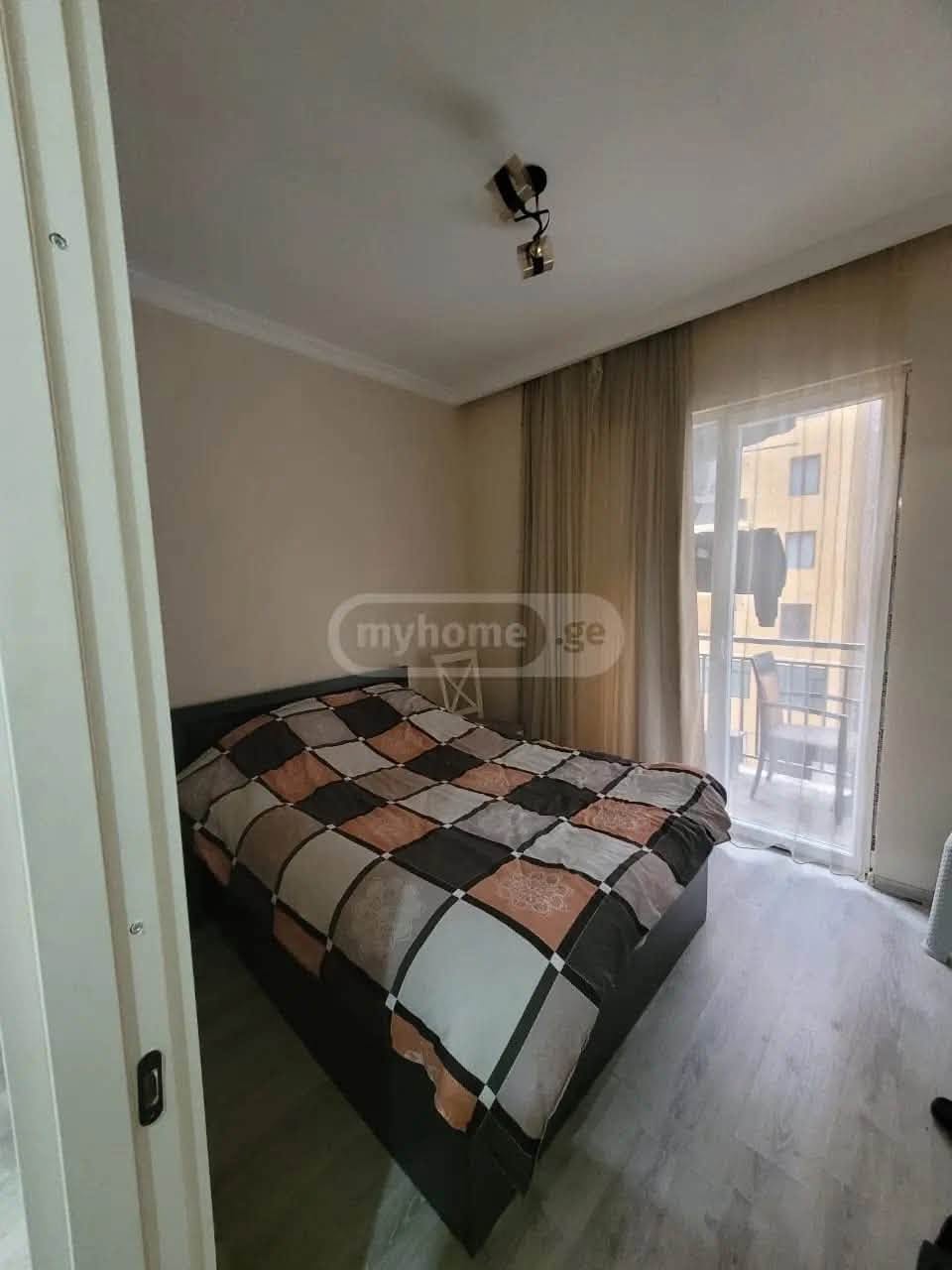 იყიდება 3-ოთახიანი ბინა, თბილისი — $95,000
