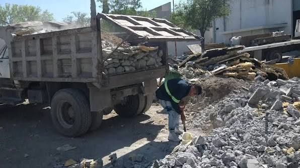Tikinti təxribatlarının yüklənməsi və daşınması