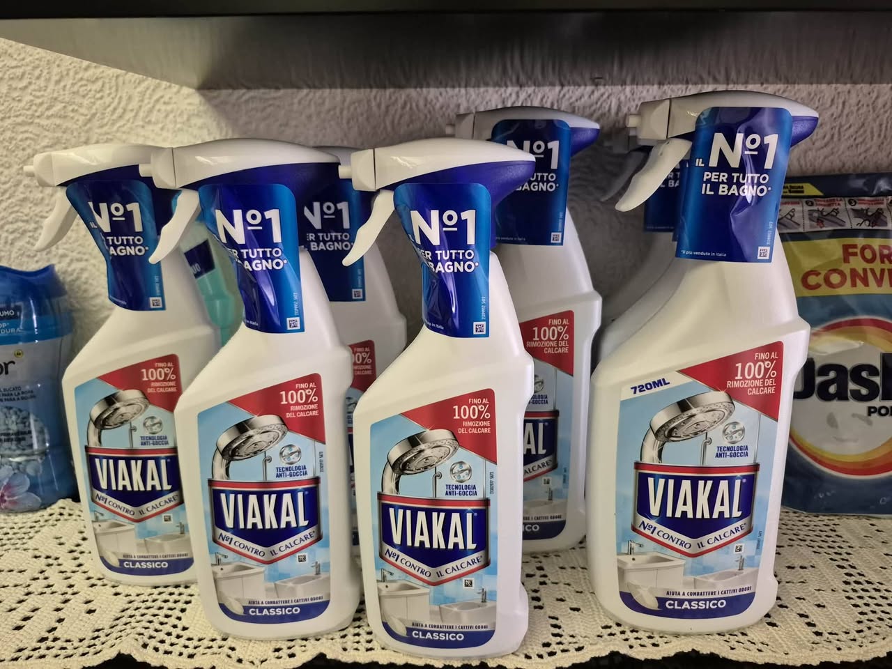 Viakal და Lenor სანიტარული საწმენდი საშუალებები