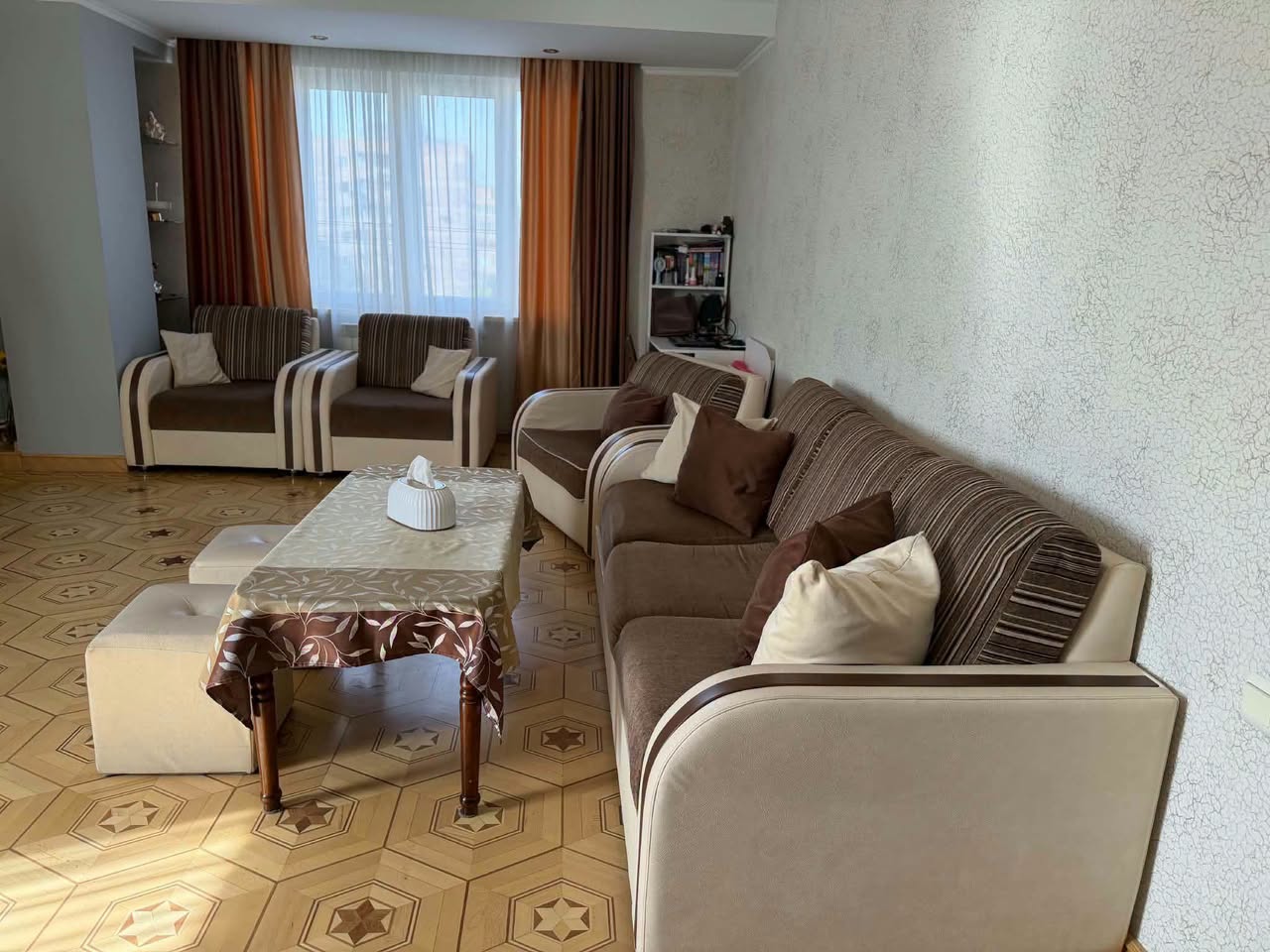 Sofa set, 4 pieces with poufs