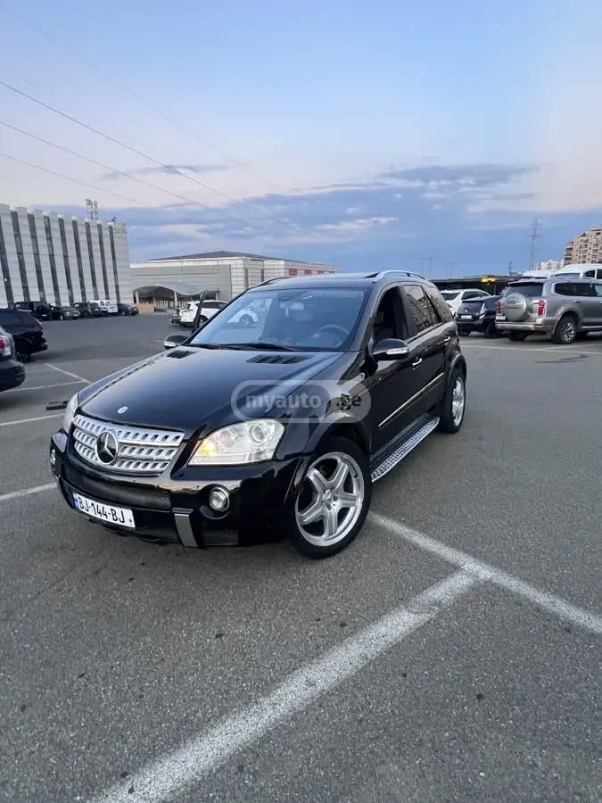 Mercedes-Benz ML 63 AMG 2007 — 7,500$