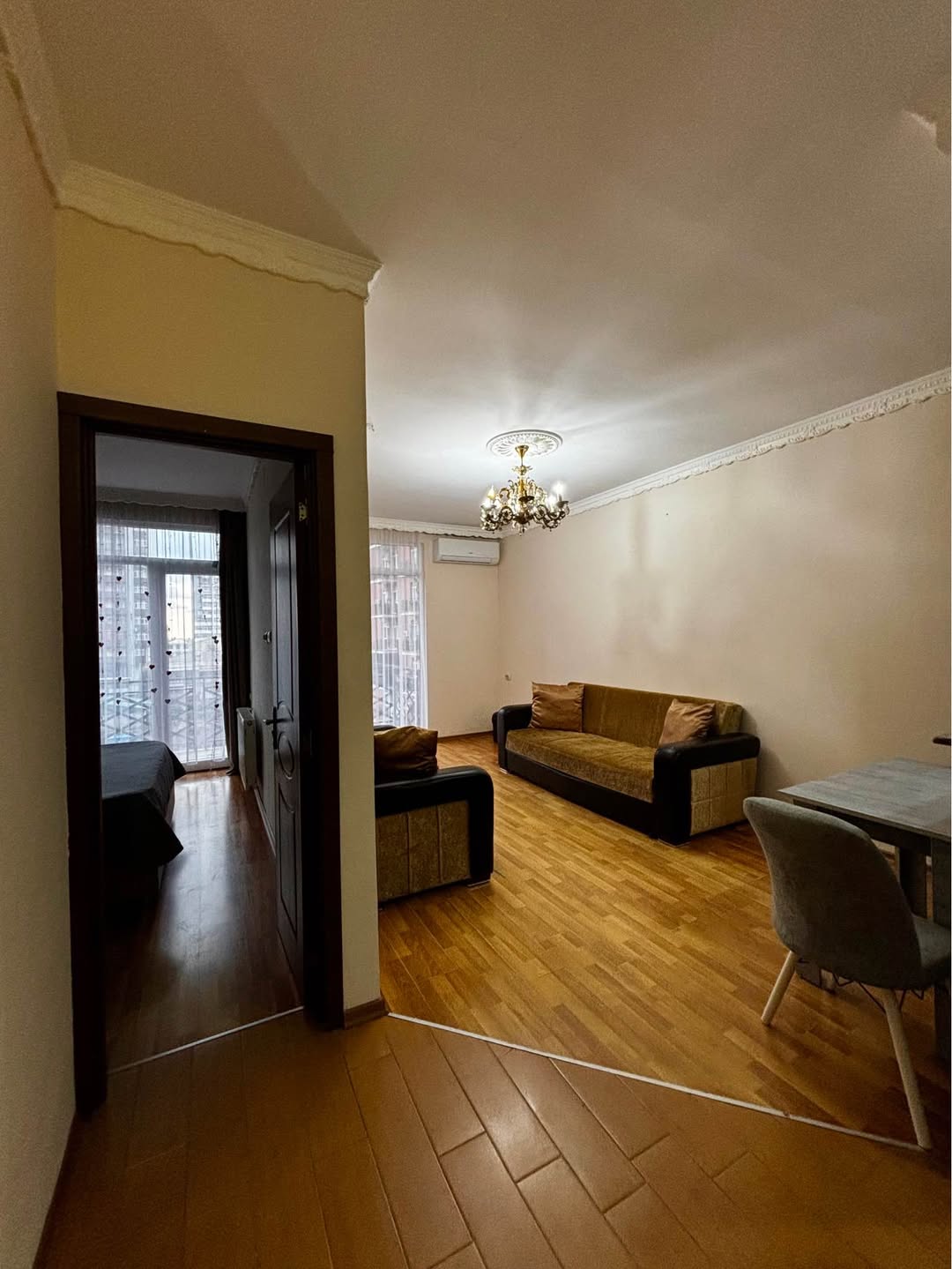 I am a landlord a house is for rent Selim Khimshiashvili 20 — 500$