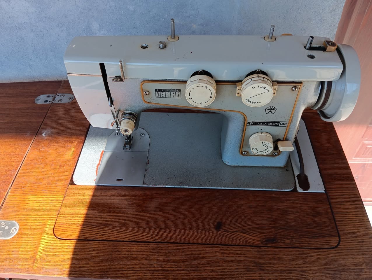 Merhaba. Bu dikiş makinesi çalışır durumda - 250₾