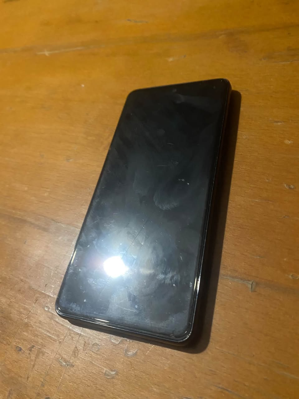 Galaxy A53 ideal durumdadır ve arkası