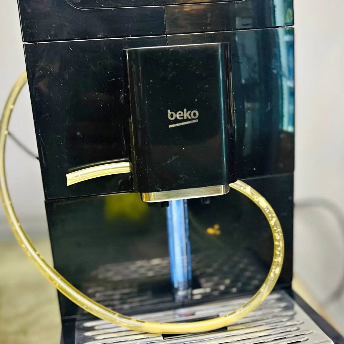 BEKO CEG7425B kahve makinesi