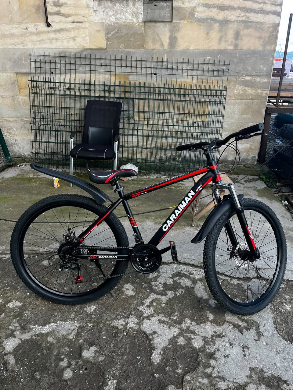 Yeni velosipedlər 27.5 ölçüsündə. 250₾-ə satılır