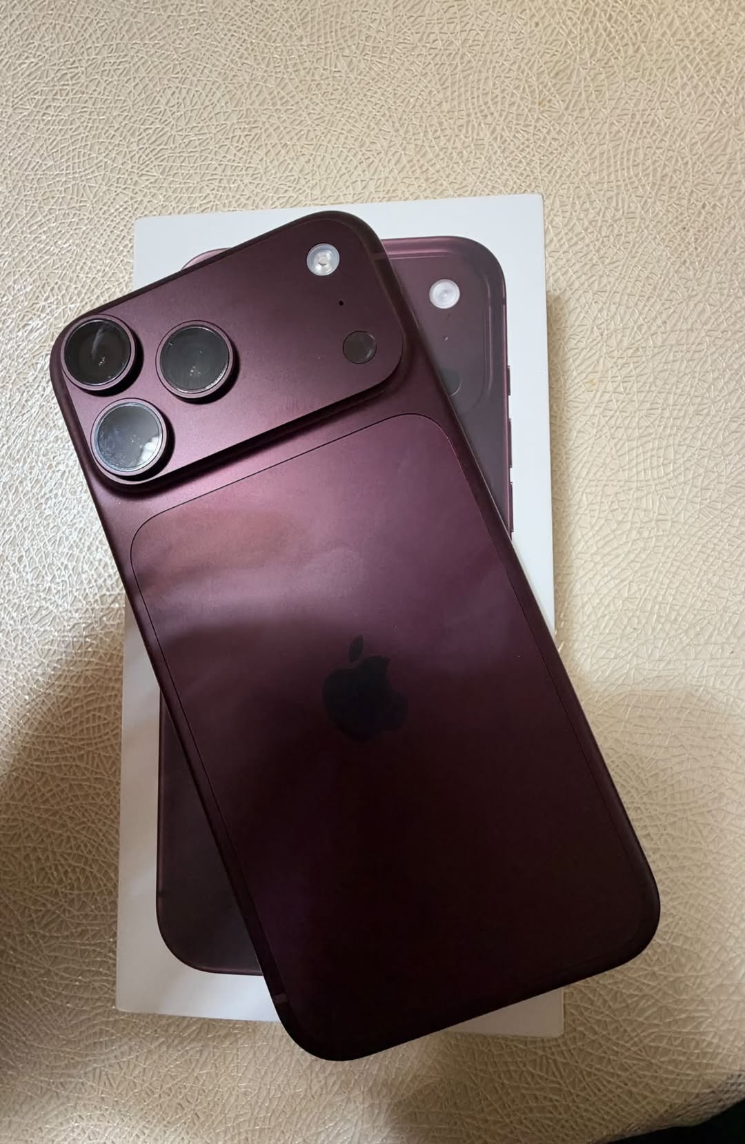 iPhone 18 Pro Max, ბატარეა 100%