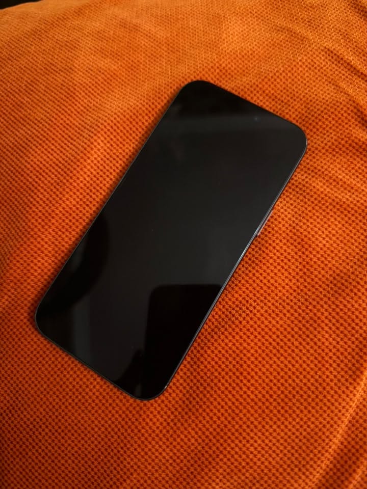 For sale urgently iPhone 17 Pro Max 256 - 2,850₾