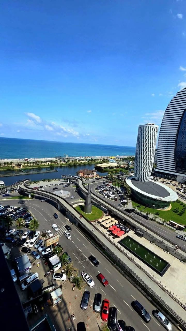 Kirayəyə mənzil verilir, Batumi