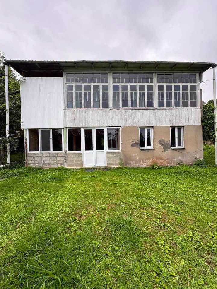 🏡🌿 İki katlı ahşap ev satılık — 45,000$