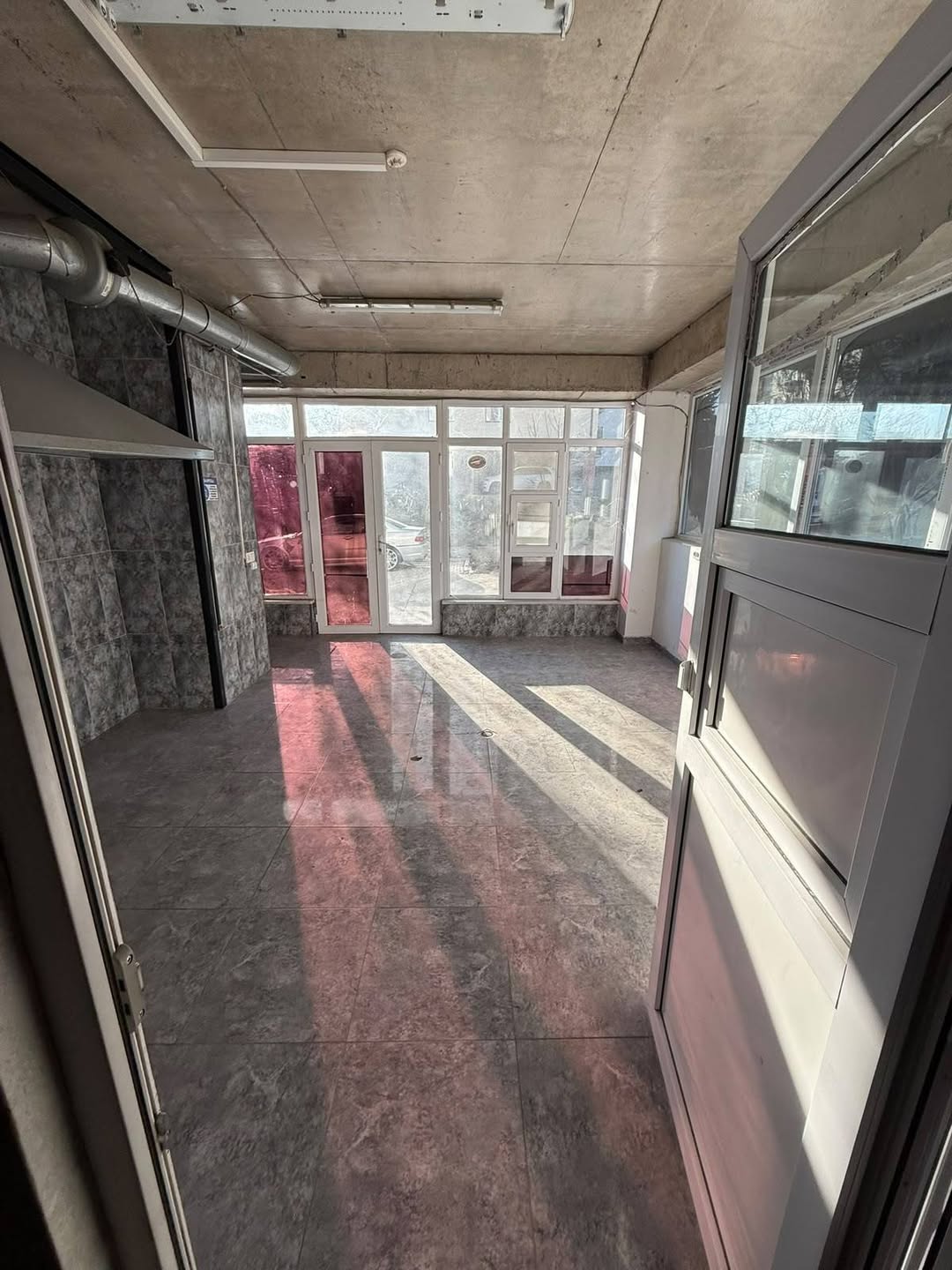 Ticari alan, Tiflis — $85,000