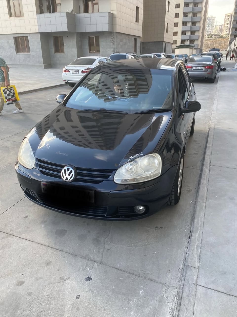 Շտապ Վաճառվում է Volkswagen Golf 5 2006 — 1,000$