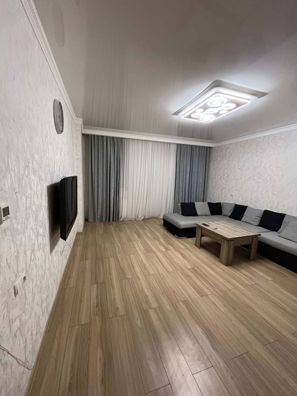 Продается 3-комнатная квартира, Тбилиси — $115,000