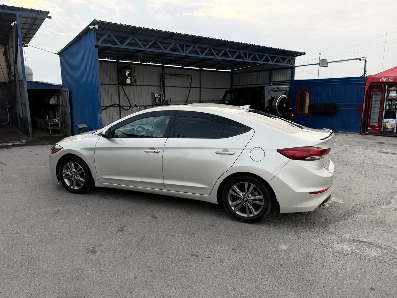 Elantra 2018