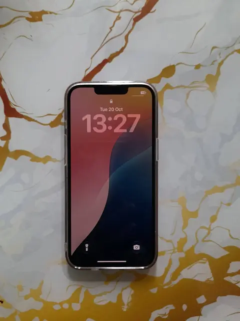 Satılır! iPhone13 🖤 ideal vəziyyətdə qutusundan çıxarılmamış — 880$