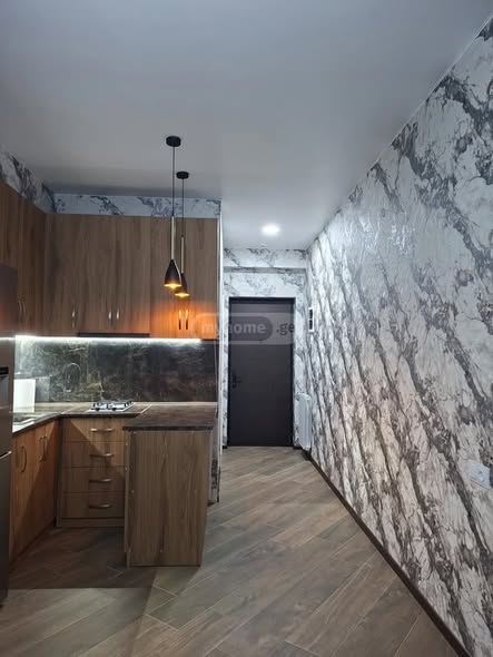 Kiralanıyor daire, Tiflis