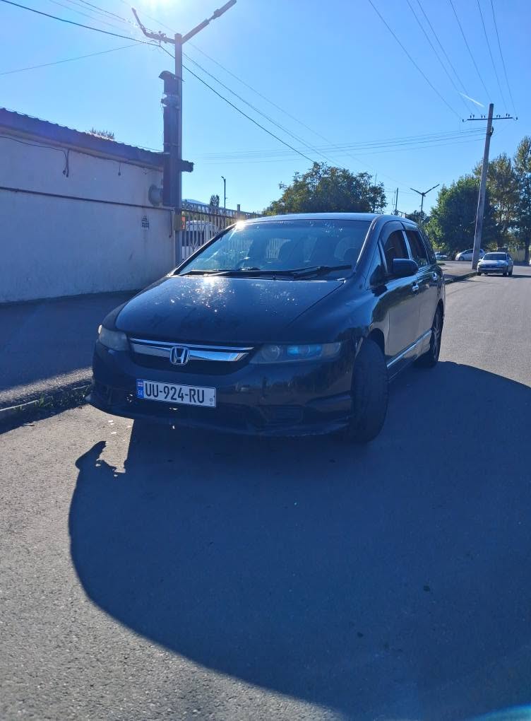 2004 model 2.4 v-teci. Doğal gazda ekonomiktir. Motor - 2,500$