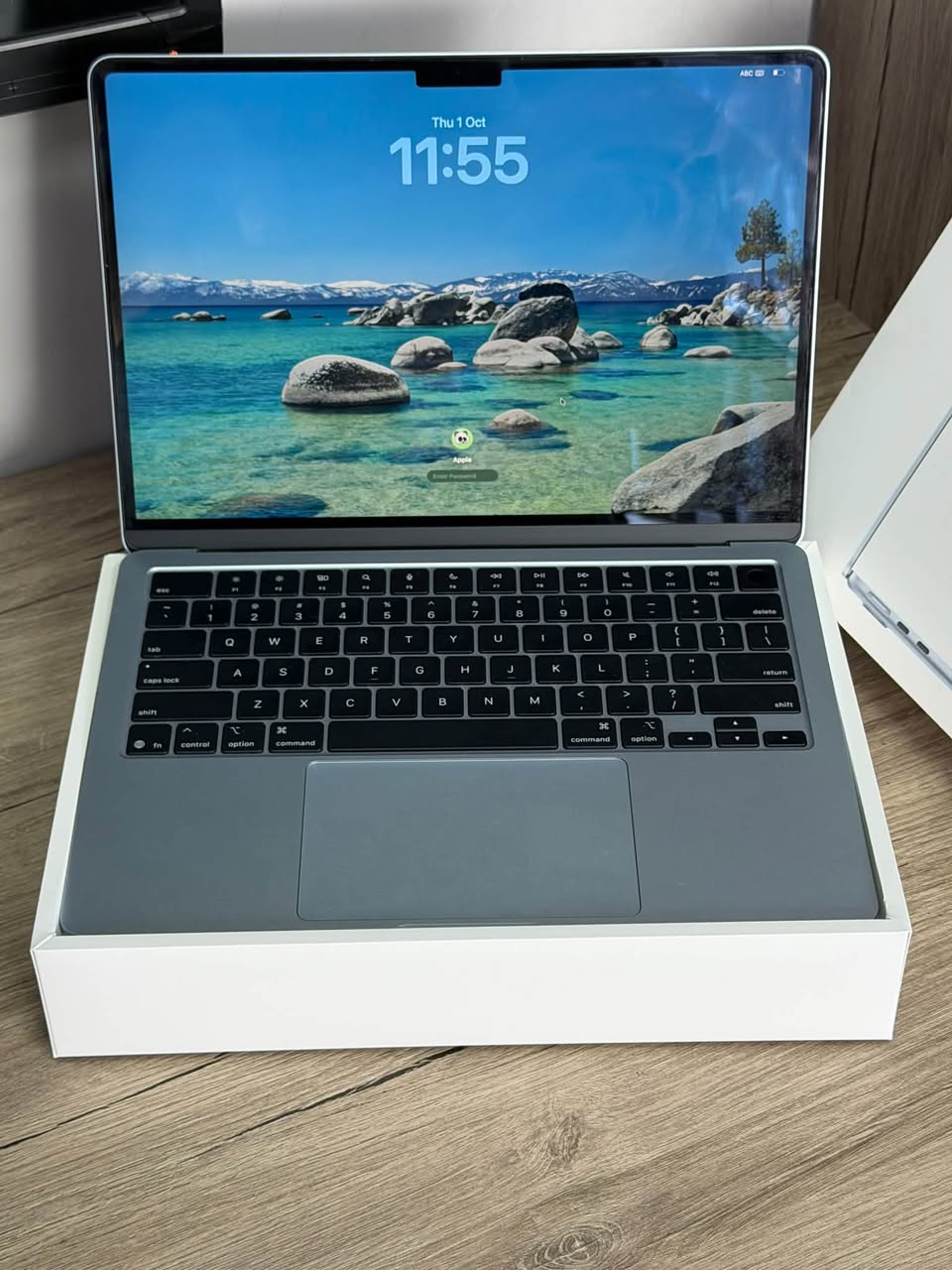 -inch MacBook Air M4 Chip 16GB — 2,700₾