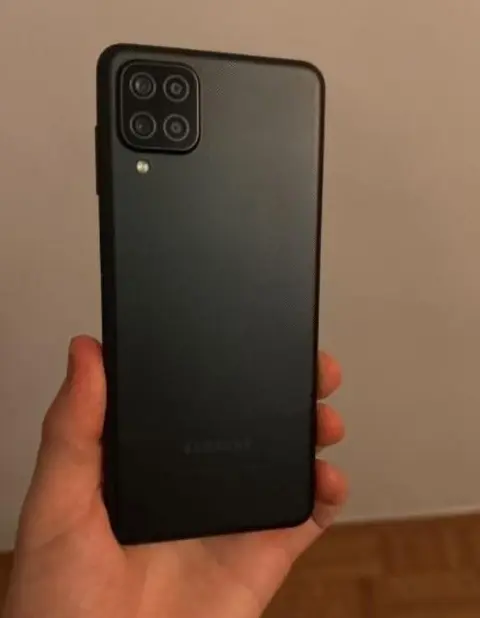 Смартфон POCO, черный