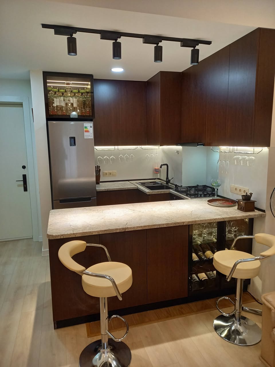 Сдается в аренду 2-комнатная квартира, Тбилиси — $500