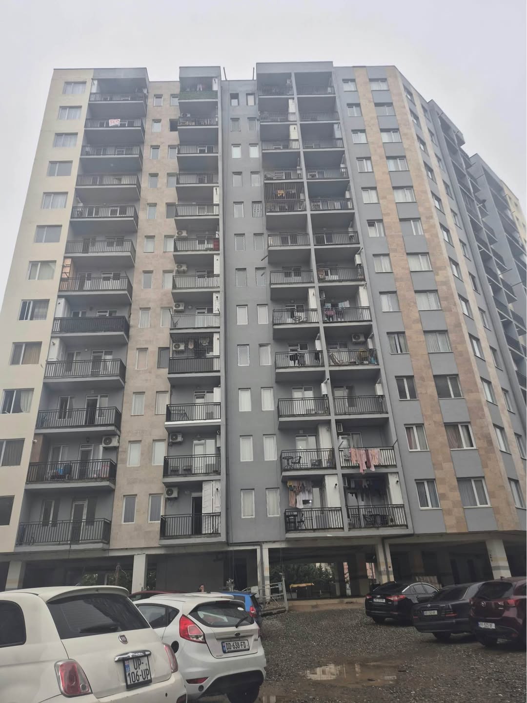 Satılır mənzil, Tbilisi