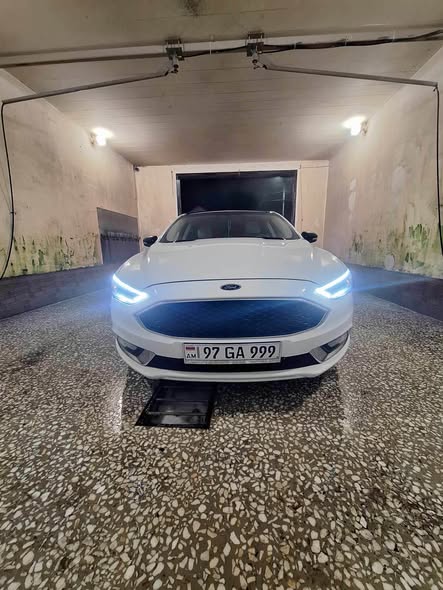 2 çəkisi olan titan-platin gümüş — 9,500$