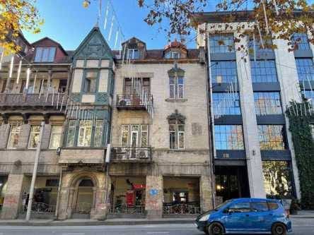 For Rent | Spacious 6-Room #741100