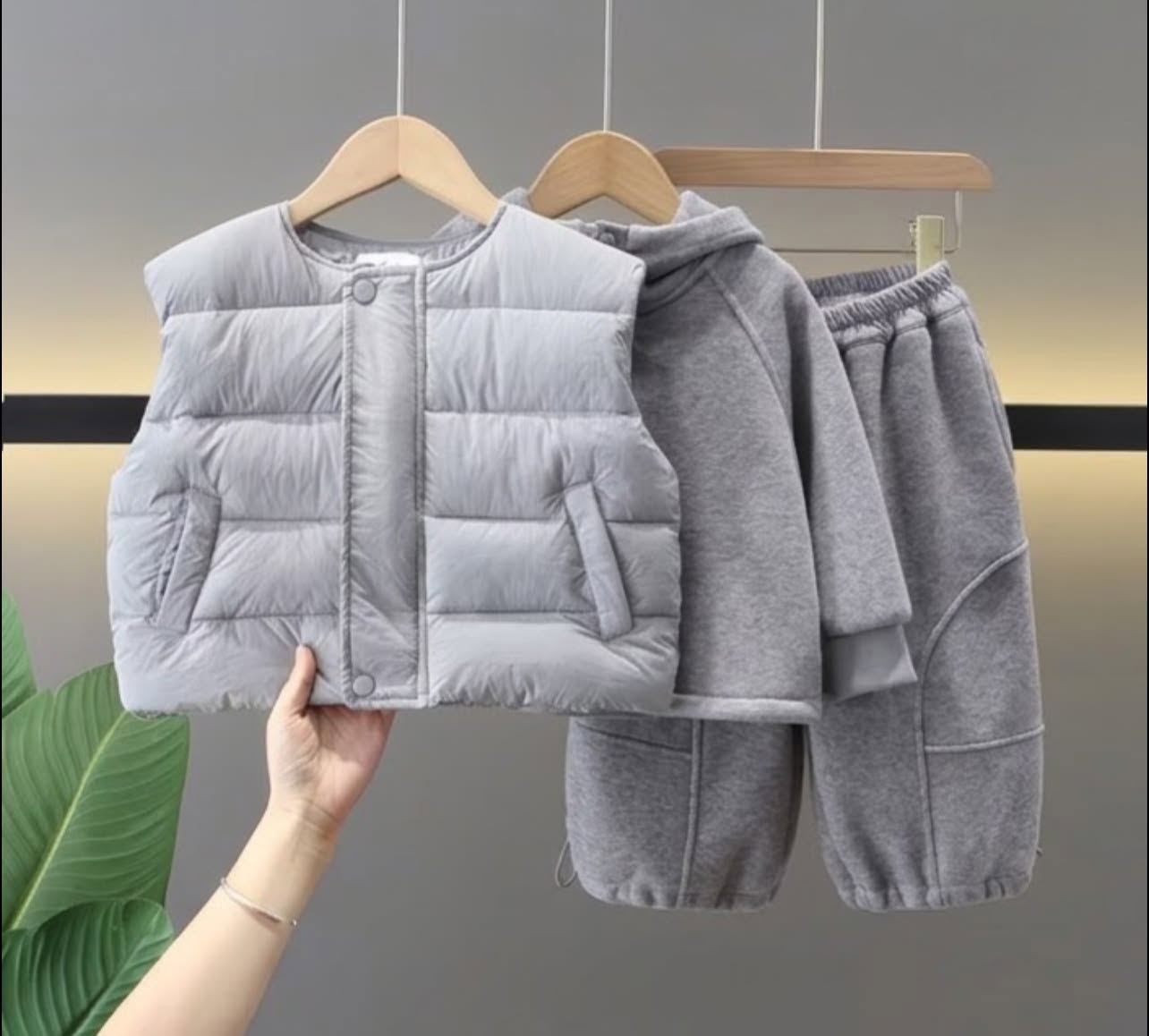 Triple layer blanket for a boy, size 90/150 centimeters