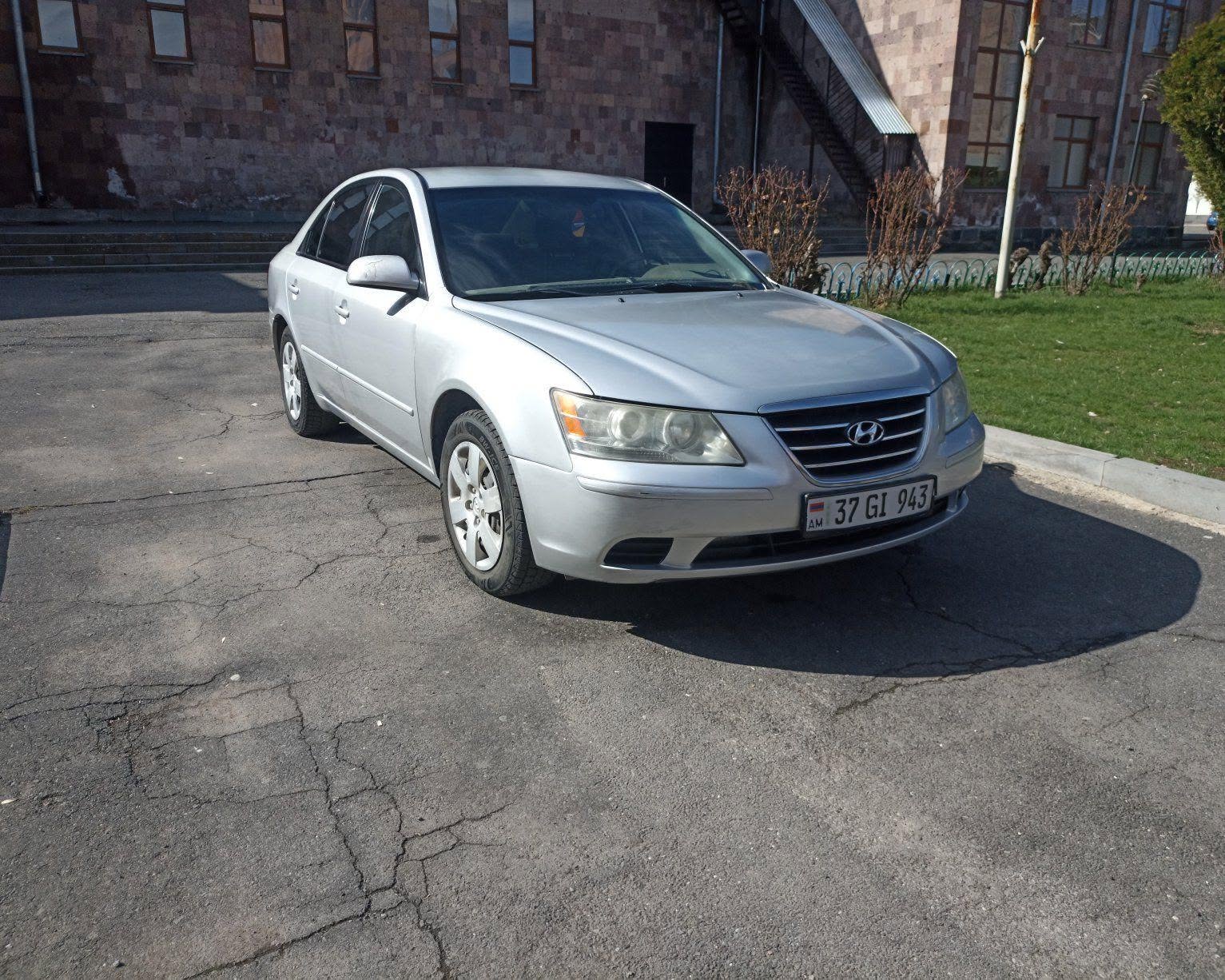 2009 Hyundai Sonata NF $5,200 Yeni