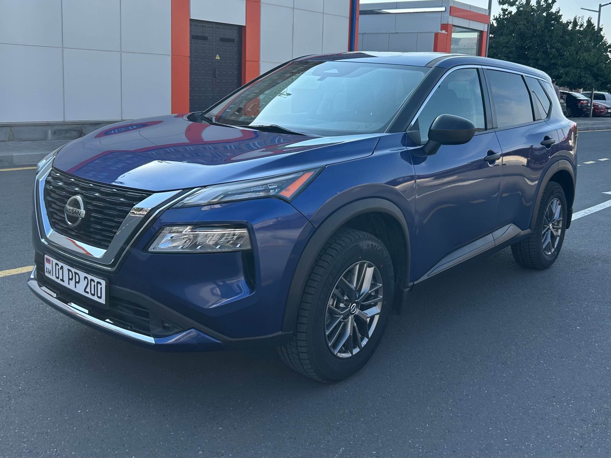 Nissan Rogue 2021 — 16,600$