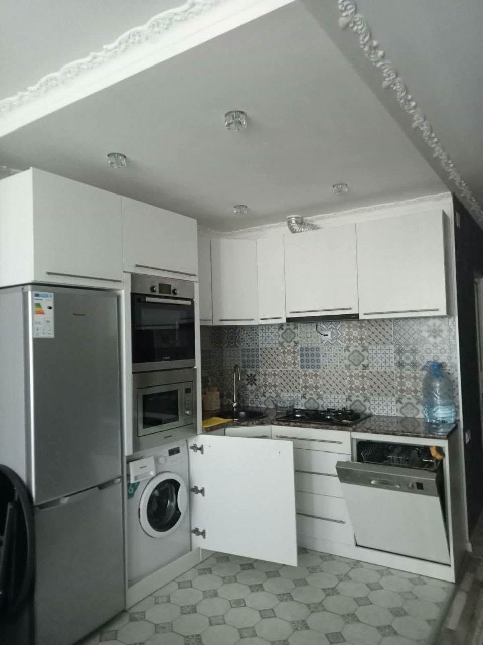 Kirayəyə mənzil verilir, Batumi — $400