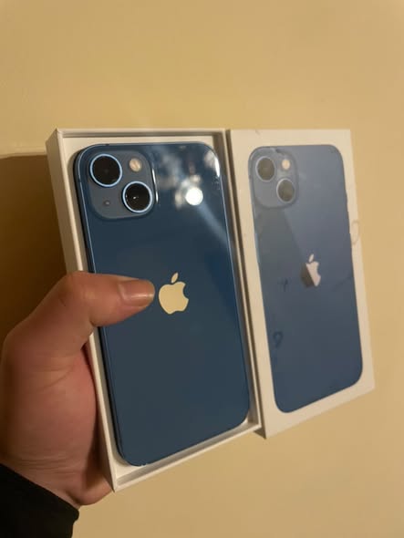 iPhone 13, կապույտ