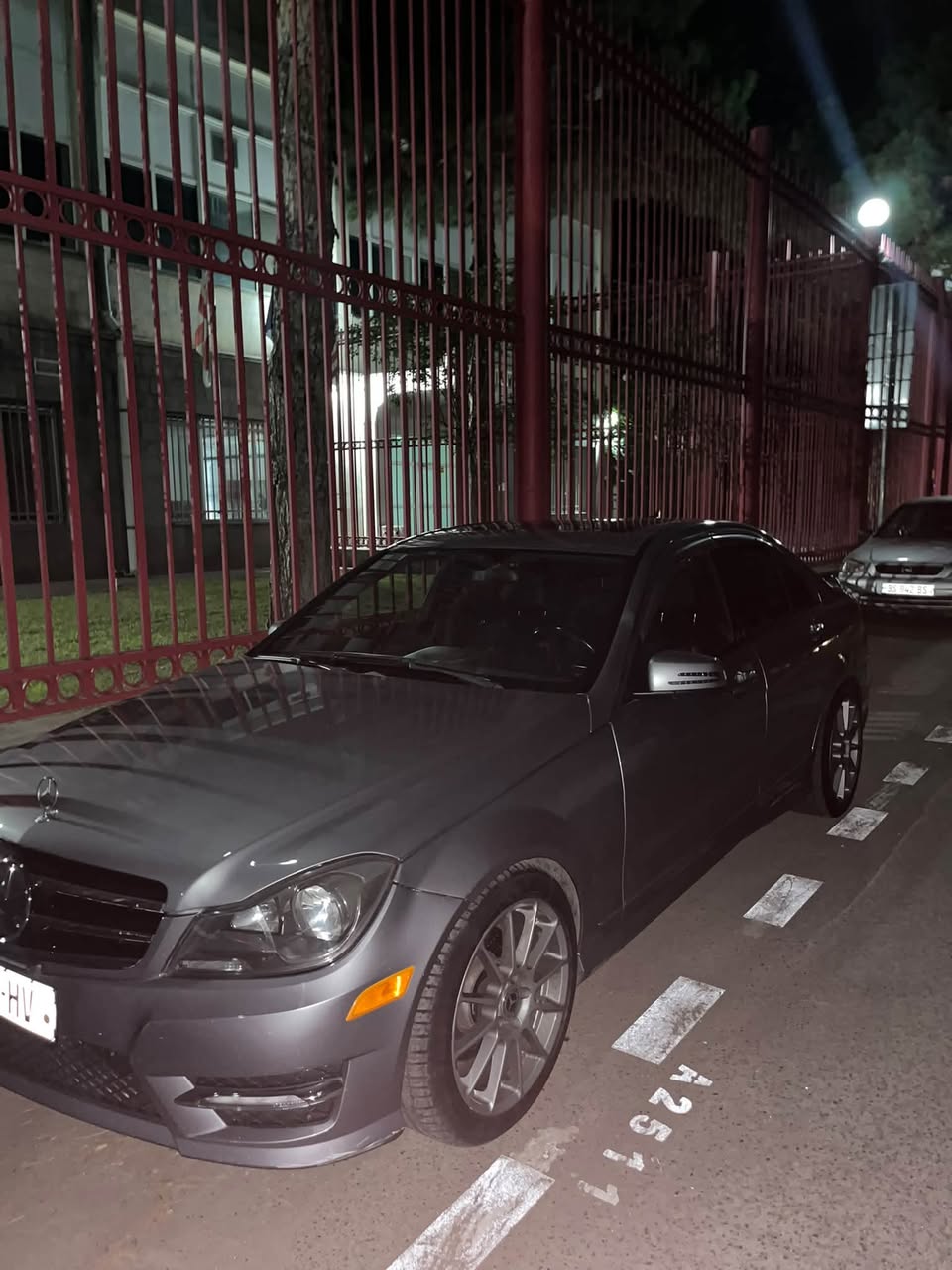 იყიდება 2014წ 3.5v6 4x4 სპორტ პაკეტი