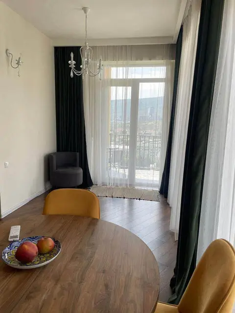 Продаётся 3-комнатная квартира, Тбилиси — $200,000