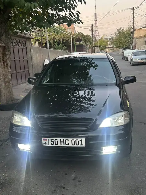 Opel Astra 2000
