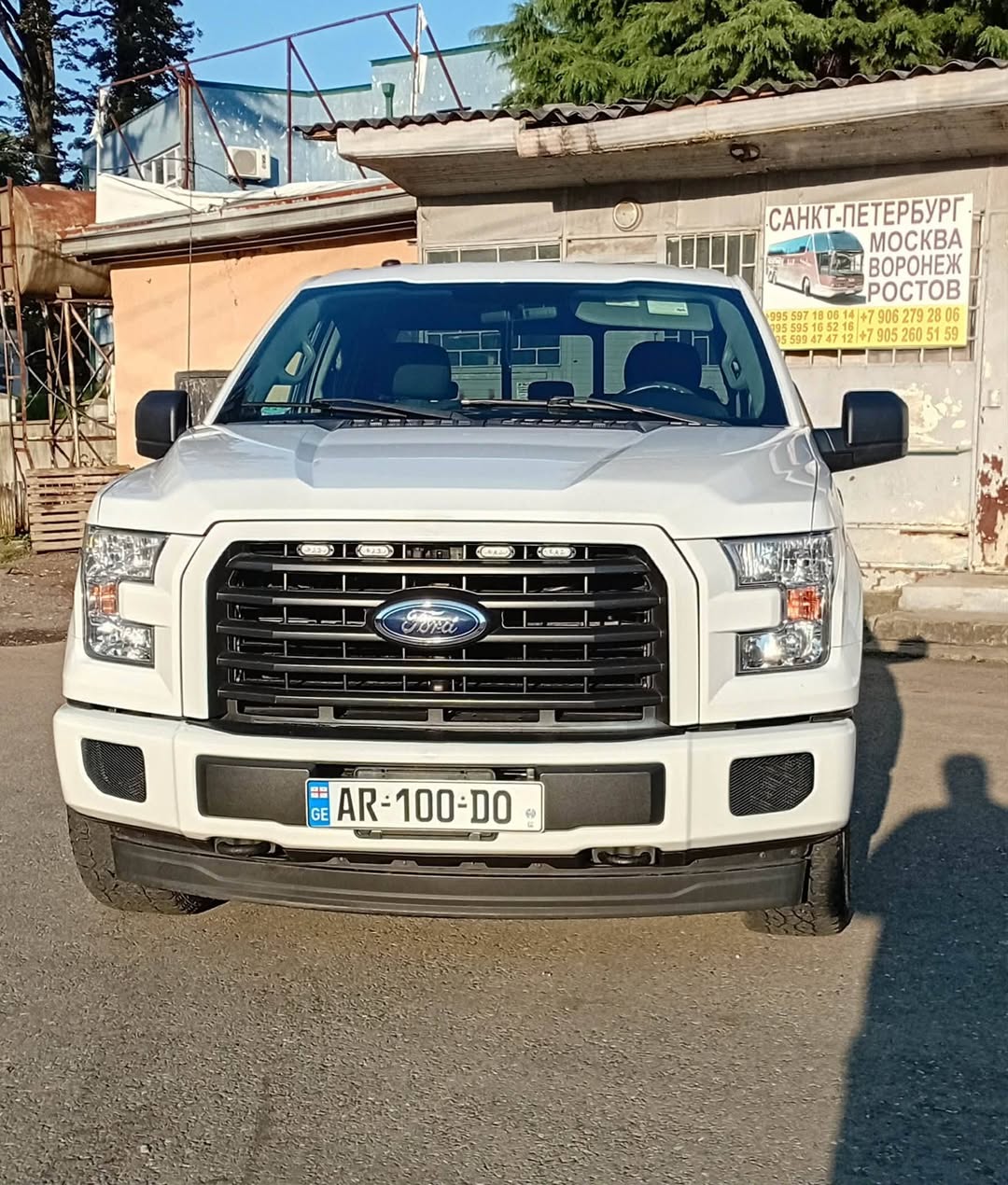 Zugdidisdə 2017 2.7 6V 2Turbo — 14,000$ satılır.