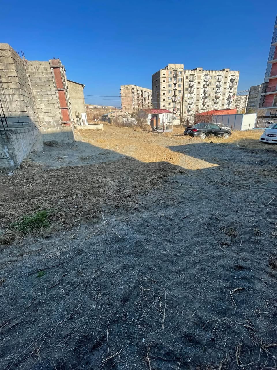 Torpaq sahəsi, Tbilisi