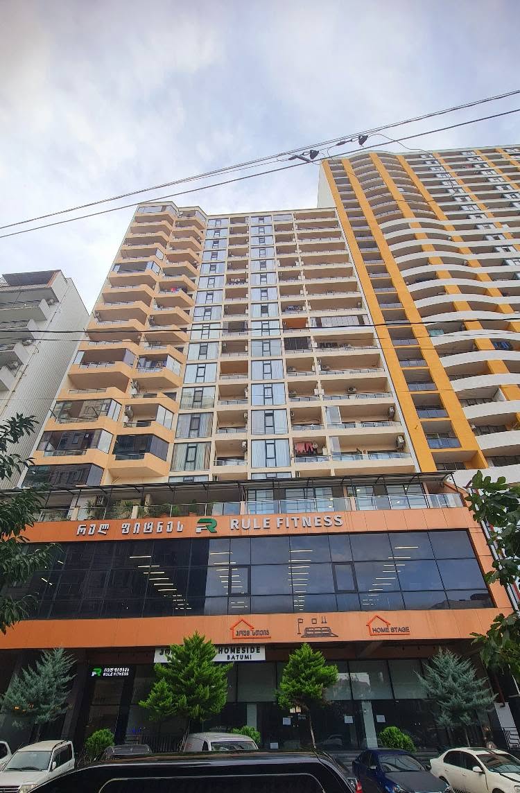 Վաճառվում է բնակարան, Բաթում — $126,000