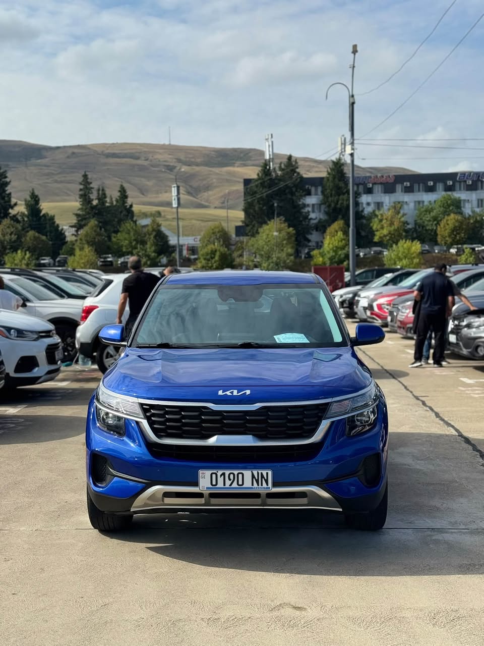 Kia Seltos 2022 — 12,200$