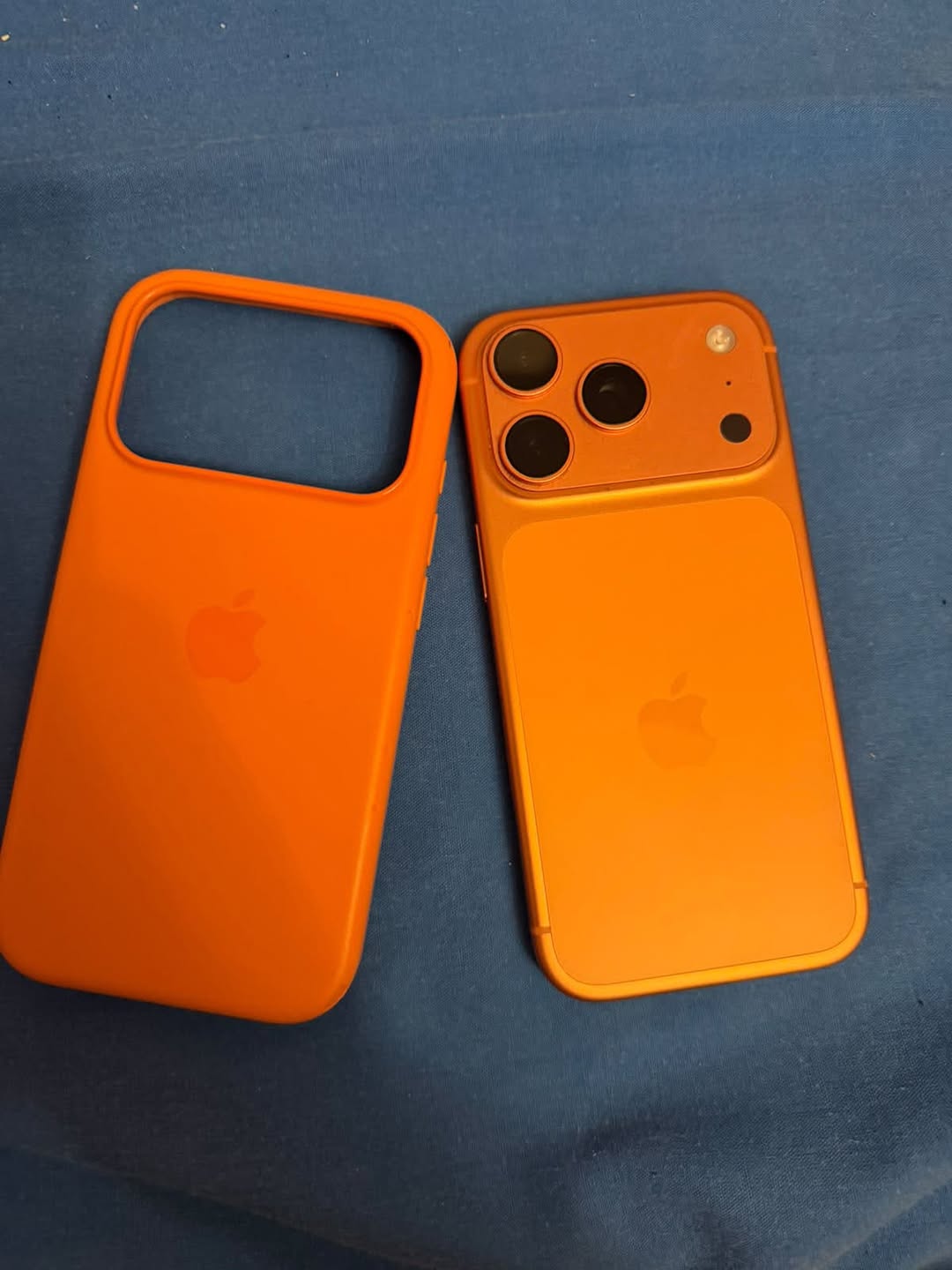 iPhone 17 Pro 256GB, დამტენით და ქეისით