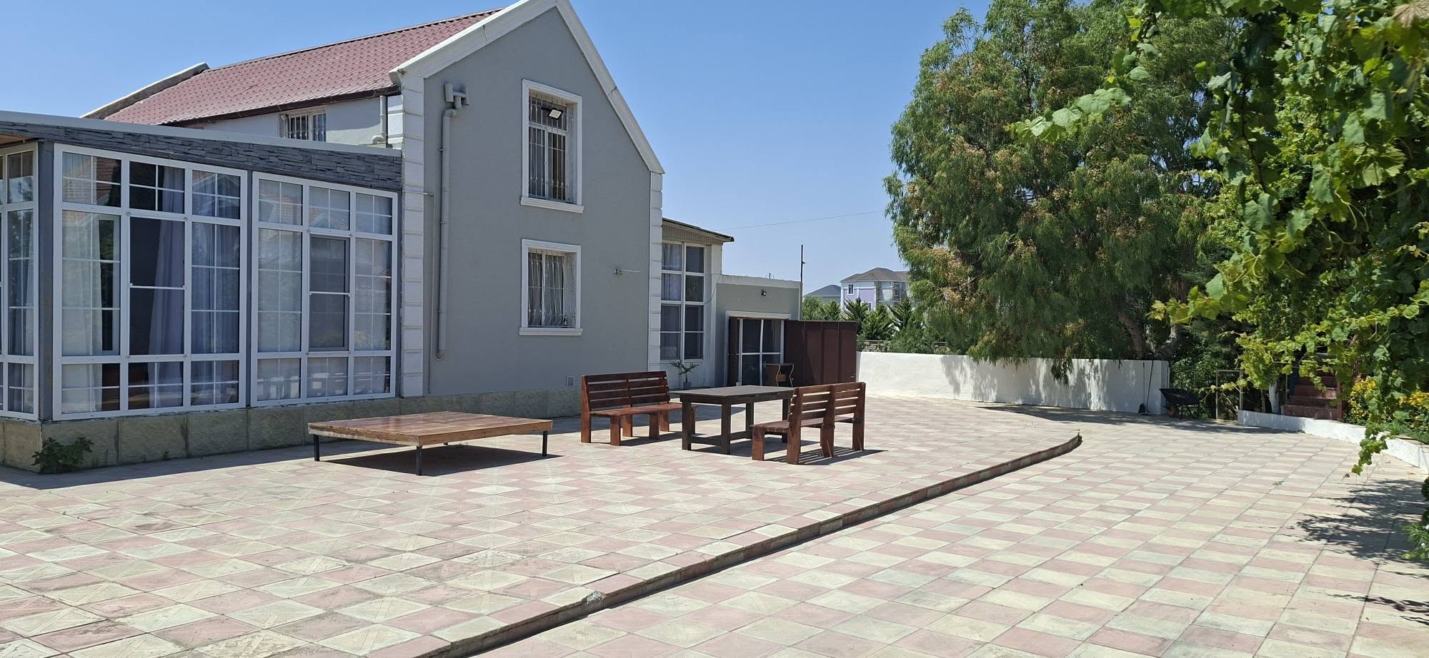 Həyat evi, Bakı - 170.000 Manat