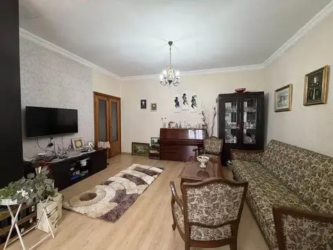 Վաճառվում է 3 սենյականոց բնակարան, Թբիլիսի
