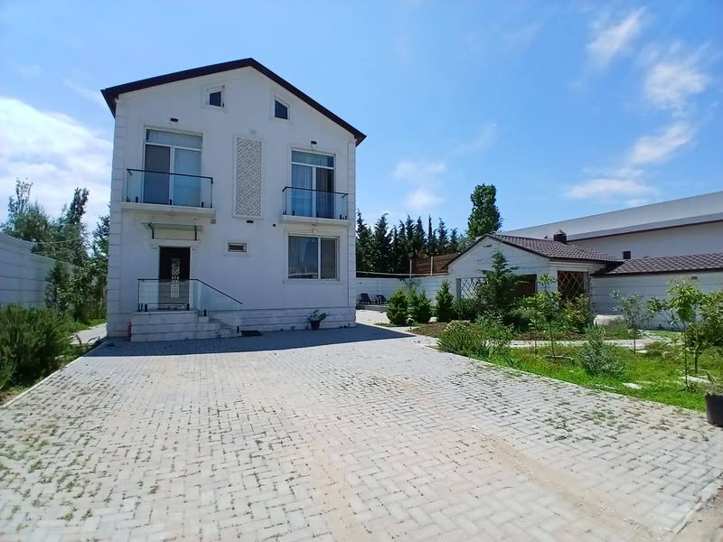 Müstakil ev, Bakü — $260