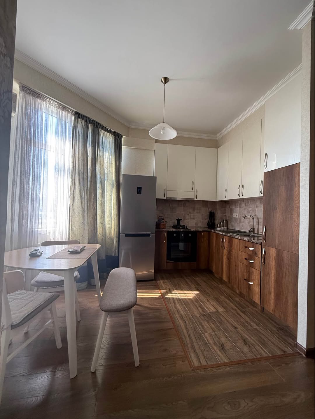 2 otaqlı mənzil kirayə, Tbilisi - $550