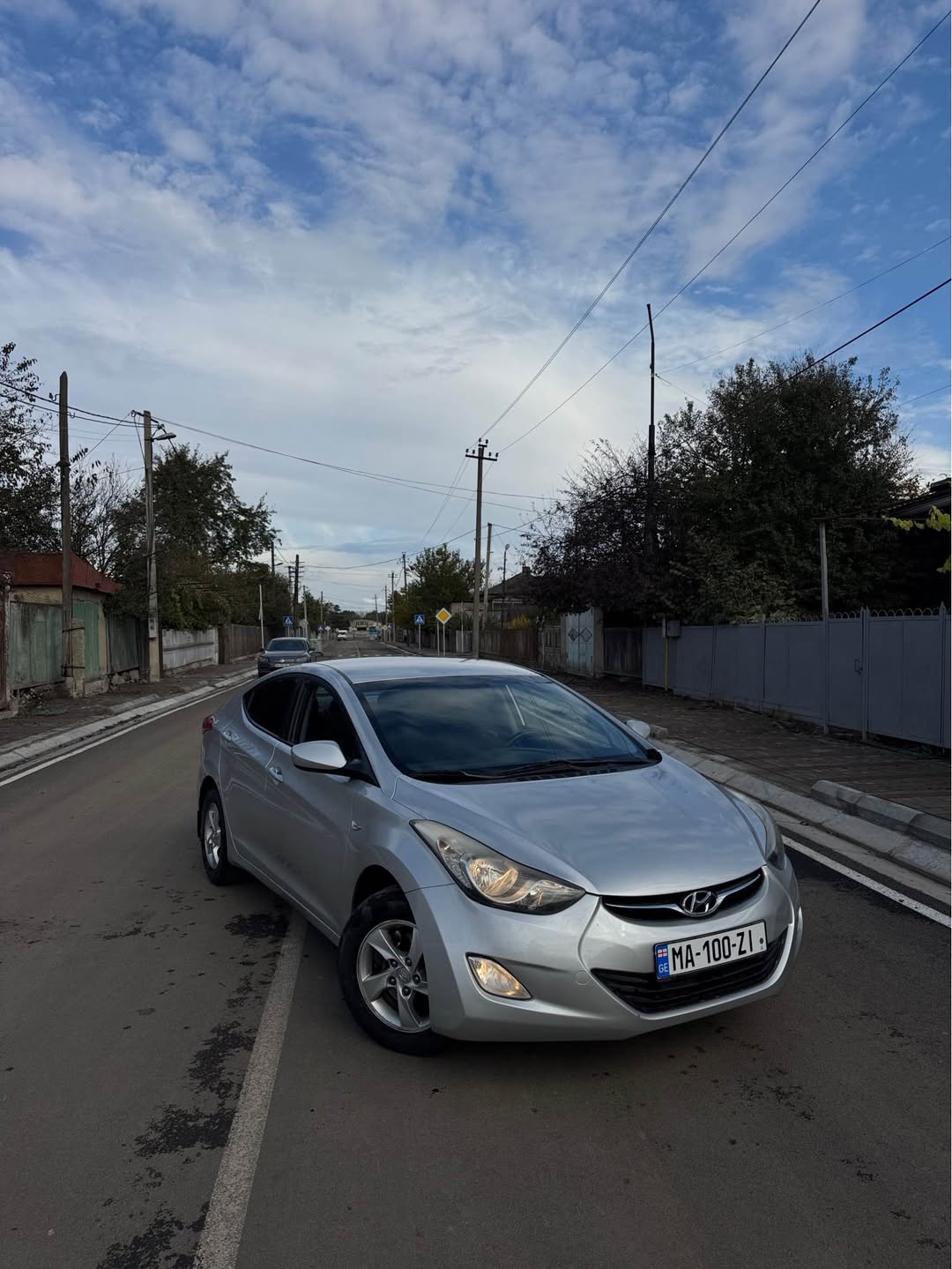 Hyundai Elantra 2012