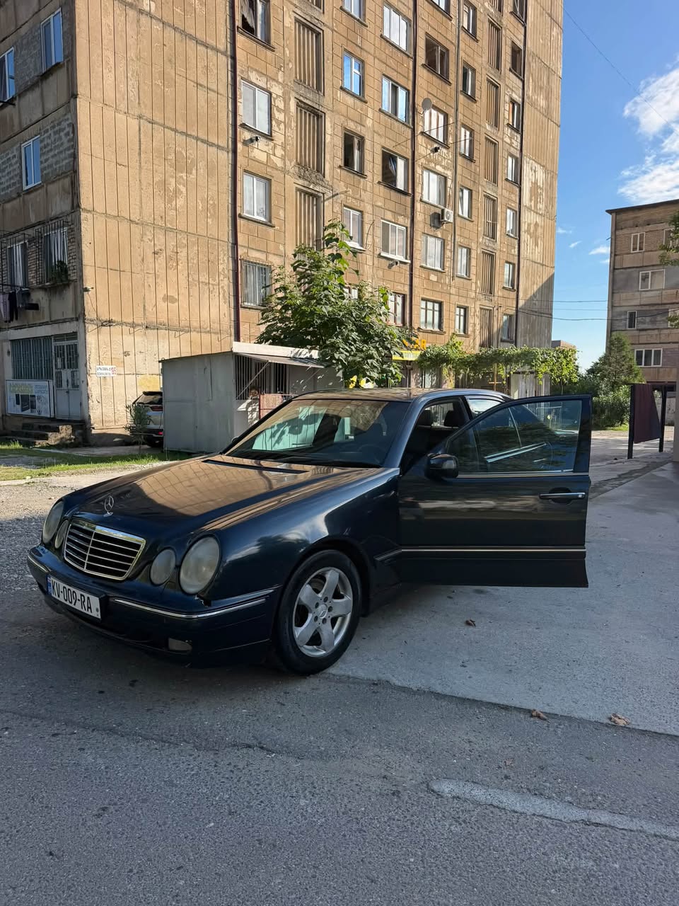 2000 model Avangard 3.2 dizel araç - 2,600$