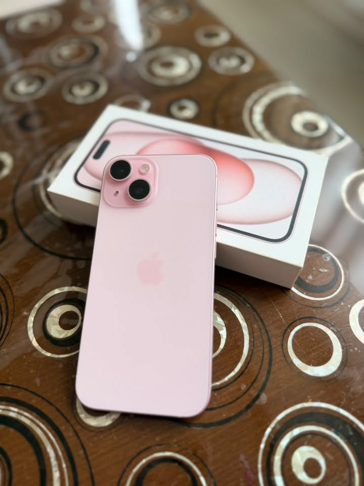 iPhone15 128GB 80% բատարեա 1000 լարի