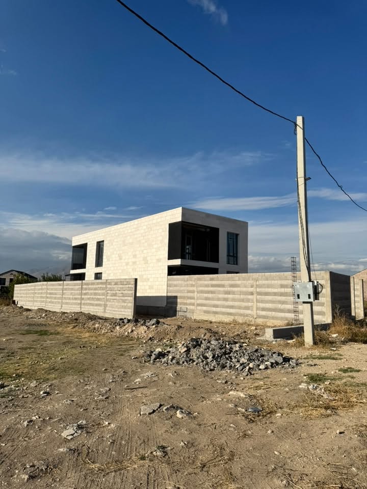 For sale in Kanakeravan, 2 apartments with 2 floors — $115,000