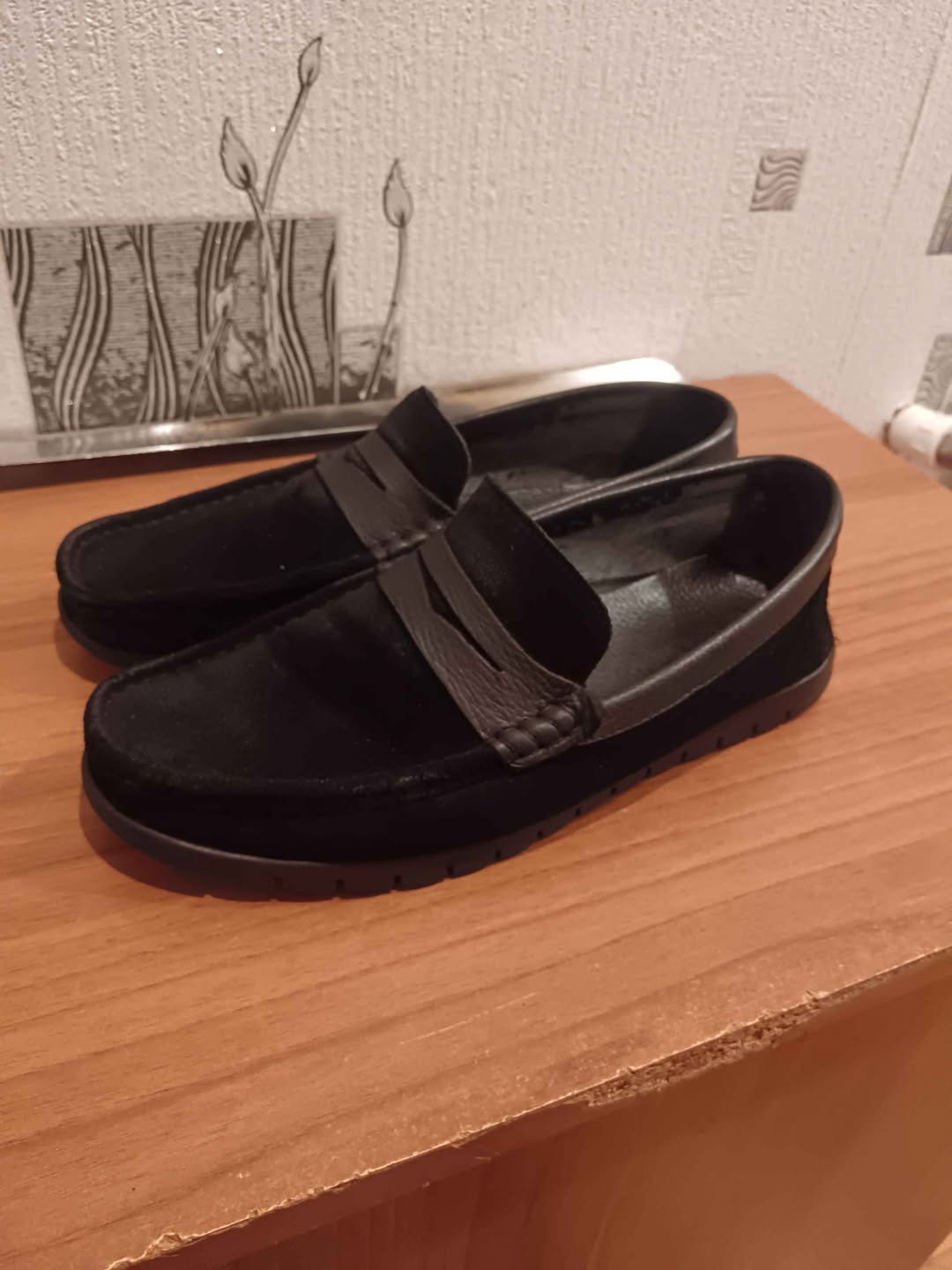 ფეხსაცმელი — 25₼